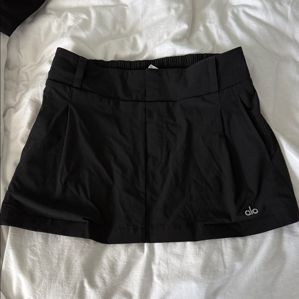 ALO Yoga Women's Black Skort